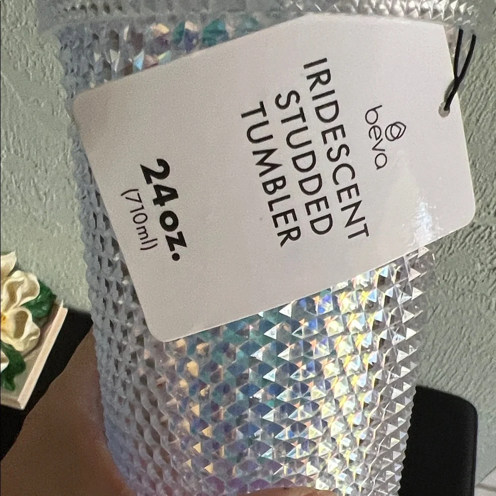 #0730+ 24  0z Iridescent Studded Tumbler with Straw - Picture 4 of 5